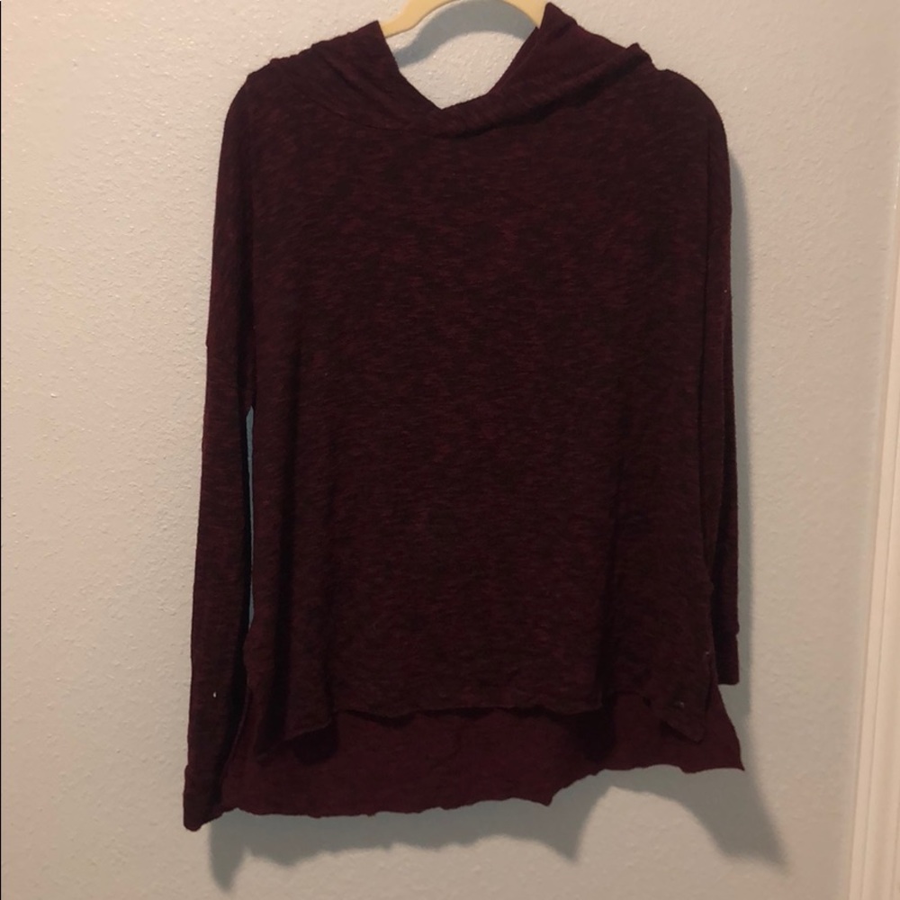 Sweater/ long sleeve